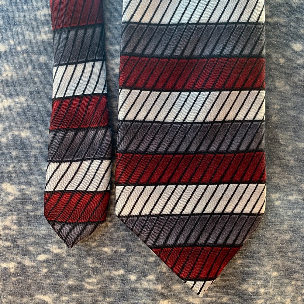 👔 necktie